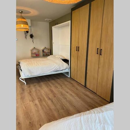 Warm Welkom! Zeer Ruime Prive Studio Met Tuin Harlingen Exterior foto