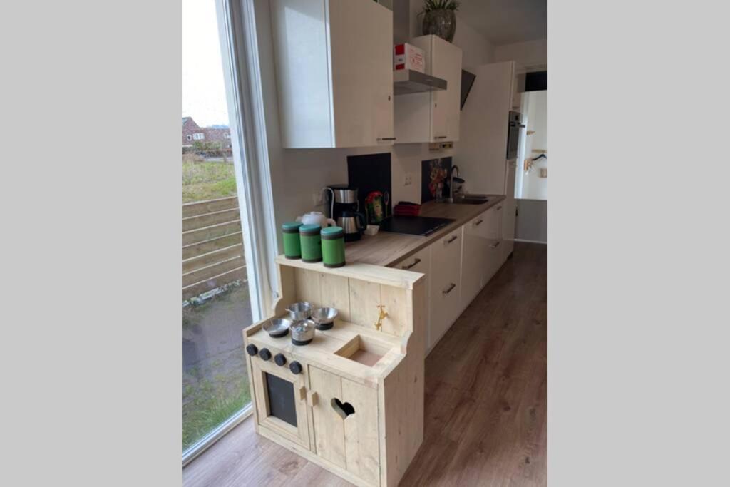 Warm Welkom! Zeer Ruime Prive Studio Met Tuin Harlingen Exterior foto